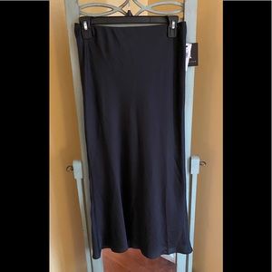 NWT solid Satin Skirt Small